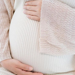 早在2009↔年，国家电网就🇧🇶🚲首次提出🗾🌴“坚强智能🔅电网”概念😜